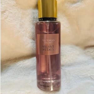 Victoria's Secret Velvet Petals Mist in Pink and Gold